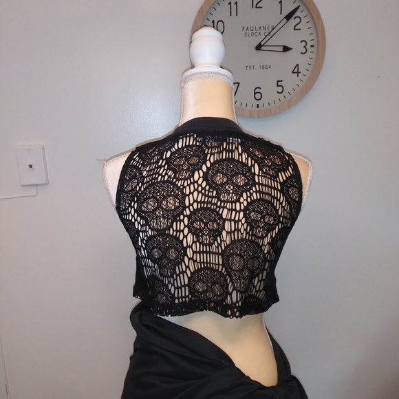 Cradle of Filth lace-up crop top vintage - EUC - Picture 7 of 8